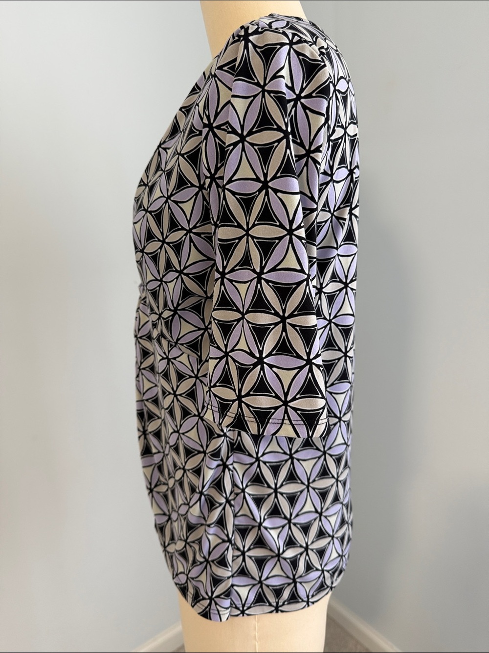 George Knot-Front Geometric Print Top - Black & Lavender XL - Picture 4 of 14